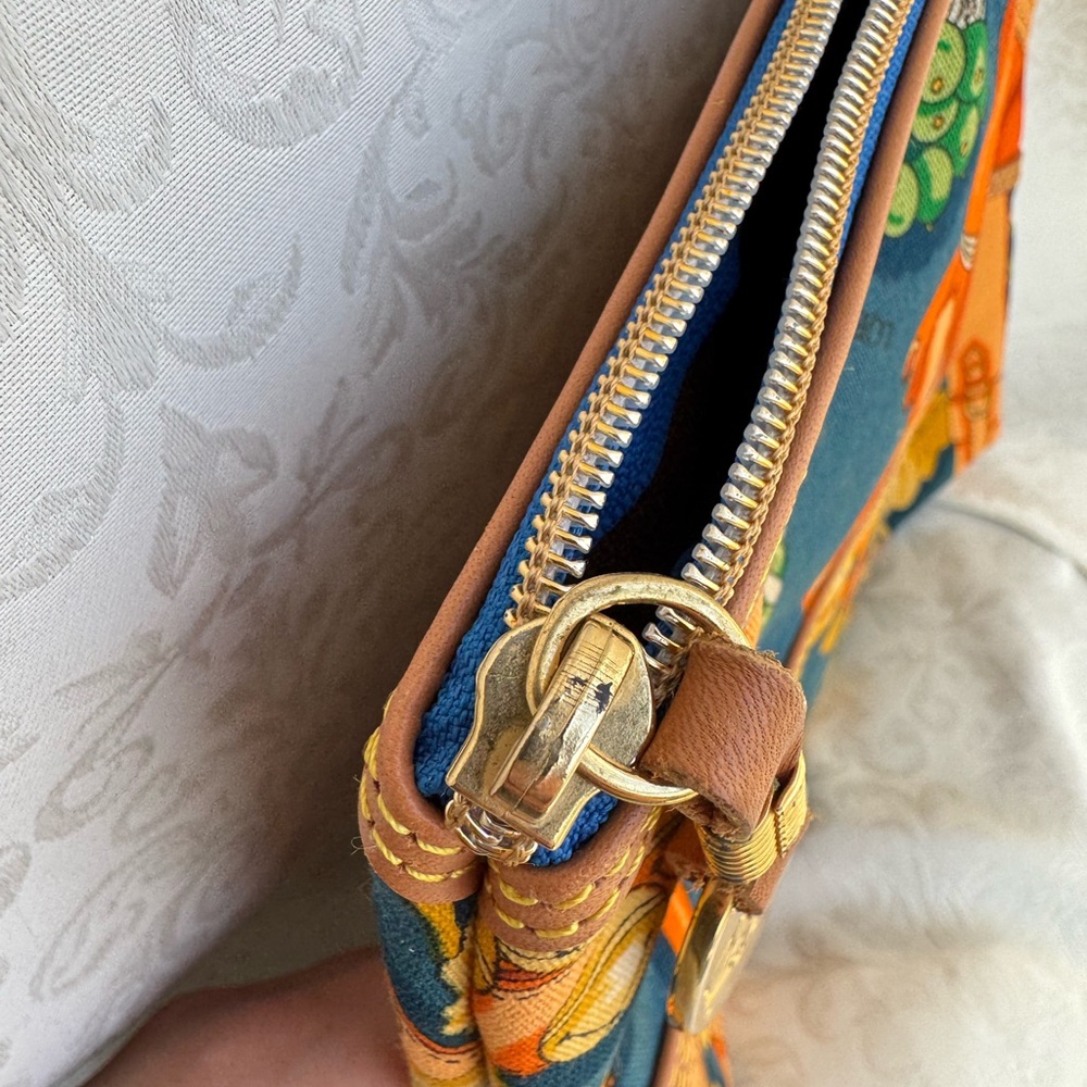 Loewe Printed Cosmetic Pouch - Picture 7 of 11